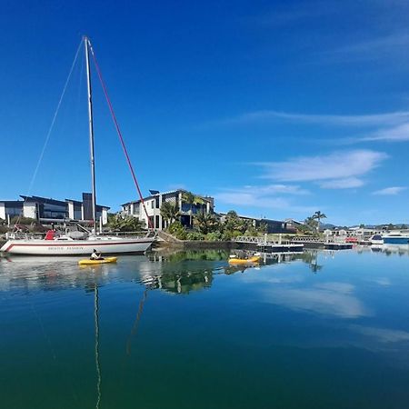 Mermaid Waterways Apartment Whitianga Exterior photo