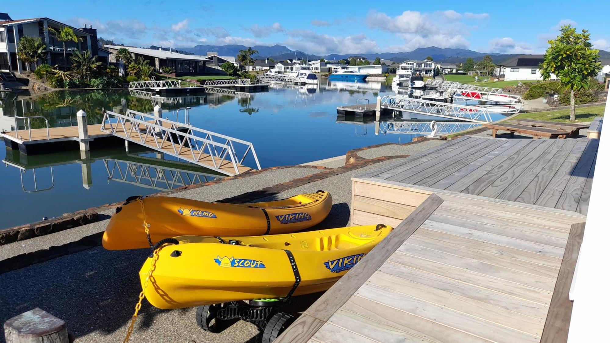 Mermaid Waterways Apartment Whitianga Exterior photo